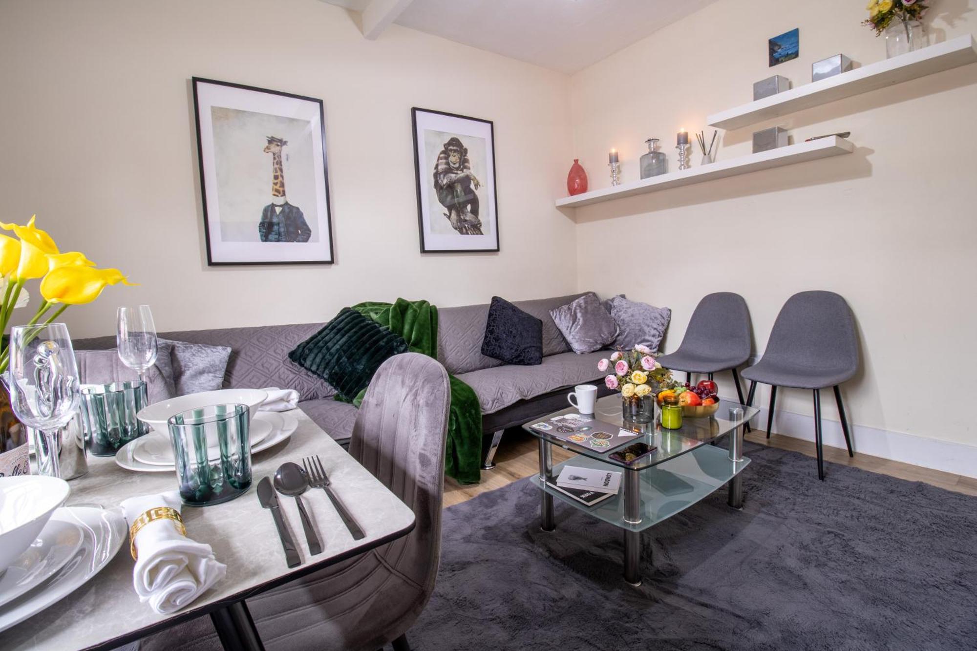 Cosy 2-Bedroom Apartment In Mayfair 8Cb - 4Th Floor No Elevator Londra Esterno foto